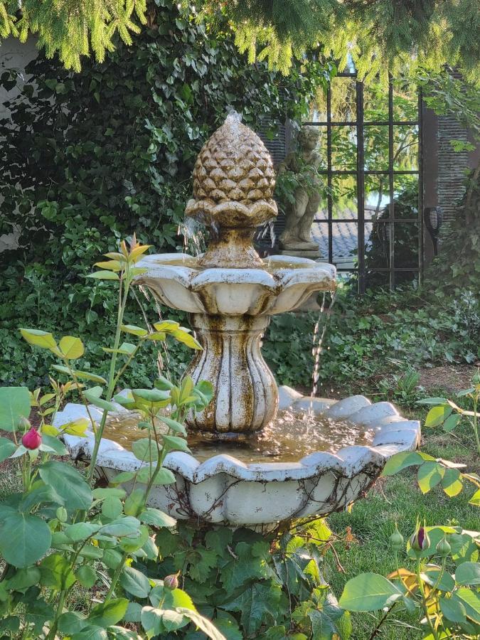 B&B Dressings Traumgarten Kaiserslautern Dış mekan fotoğraf