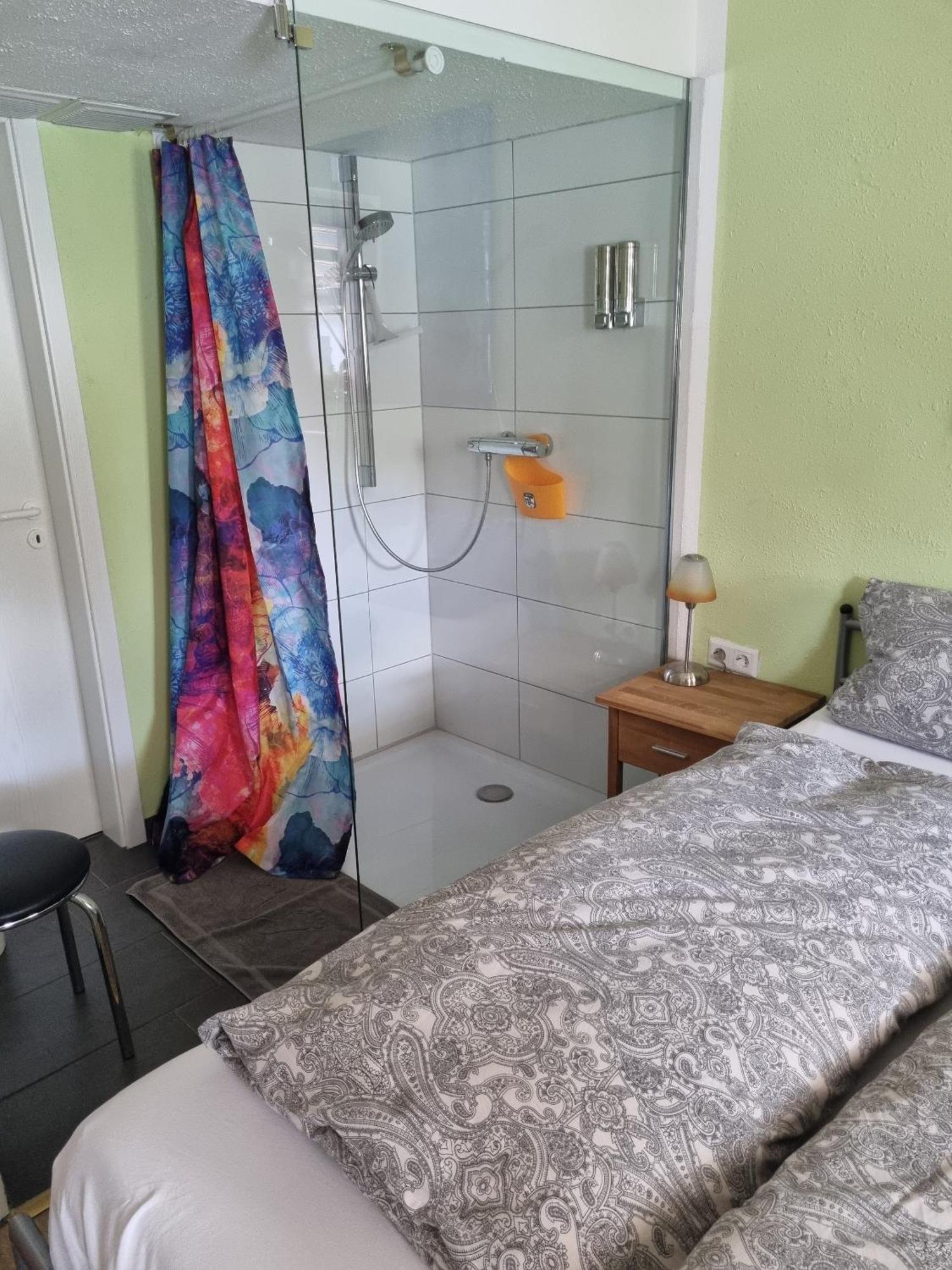 B&B Dressings Traumgarten Kaiserslautern Oda fotoğraf